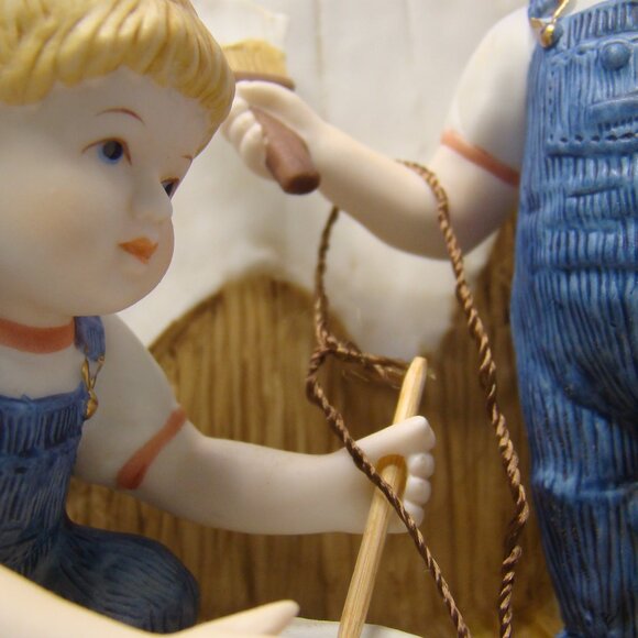 HOMCO Denim Days Figurine #15353-01 Whitewashing the Fence 2001 Home Interiors - Picture 2 of 16